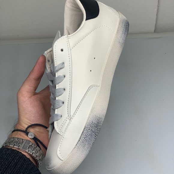 Women’s Distressed Sneaker with grey star detailing in white faux leather - Picture 11 of 13